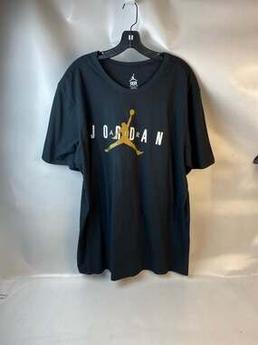 Nike Air Jordan HBR Stretched Wordmark T-Shirt Black Gold XXL